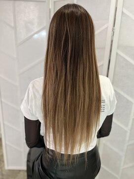 ツムグ 代官山 中目黒(TUMUGU) 大人可愛い似合わせカット脱白髪染めハイライトサンドベージュ