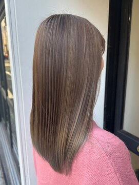 リコ 池袋東口店(Liko) ミルクティーベージュ【Liko/池袋東口店/南池袋公園隣】