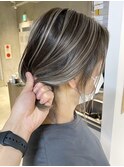 ショートカットくびれショート前下がりボブベージュカラー40代◎