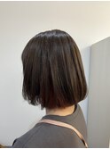 インナーレッドのナチュラルボブ