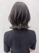 ギークス(GEEKS)&nbsp;【GEEKS渋谷】スモーキーグレージュ/くびれボブ/冬カラー/ウルフ