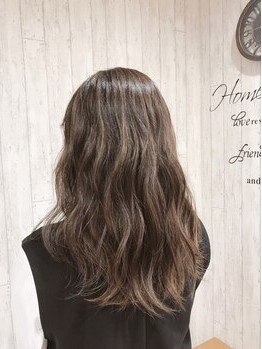 ヘアサロンアミング(hair salon AMING)の写真/年齢によるお悩みが増えてきた大人女性にオススメ★豊富なカラー剤からお客様に合ったものをご提案します＊