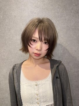 ウルフカット/ルーツカラー