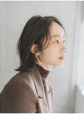 外ハネボブ　くびれボブ　切りっぱなし　小顔　オリーブグレー