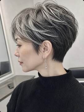 イマ(ima) 白髪ぼかしハイライト美フォルムショート