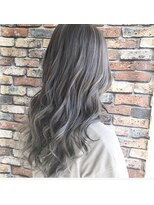 リジョイスヘア エン(REJOICE hair EN)&nbsp;ホワイトグレージュ×ハイライト【REJOICEhair EN 根本亜弥】