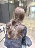 ブリーチ無し透明感カラー　くすみベージュ　レイヤーカット