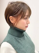 エムフロムソレイユミュー(M from soleil mju)&nbsp;ハンサムショート/くびれショート/インナーカラー/30代