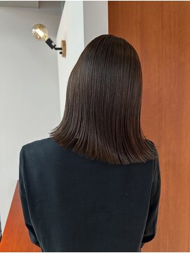 ロッシ 吉祥寺(ROSSI) ぷつっとカット×こっくりブラウン