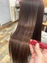 STEP5 パーマや縮毛矯正履歴があるけどブリーチしてもらえますか？【近鉄八尾】