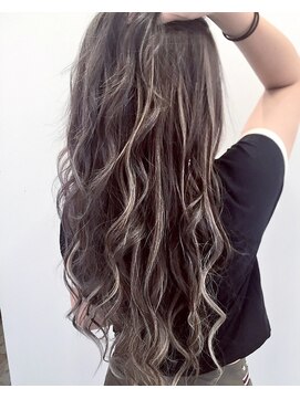 ビューティ スタジオ モッズ トウキョウ(beauty studio M.O.D TOKYO) M.O.D【モッズ】ダークアッシュ&ハイライト