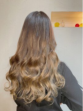 アーティカル(ARTICAL) 巻き髪