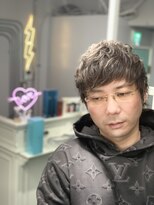 アスイン(asuin)&nbsp;黄色味無しメッシュホワイトブリーチ4ヶ月後オンカラー☆