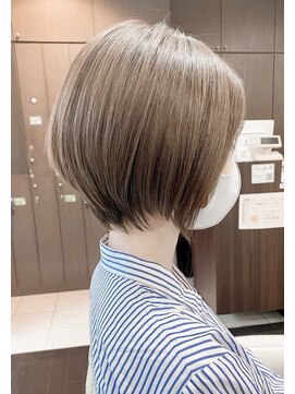 アッシュ 横浜西口店(Ash) 乾かすだけでセンス良くみえる【前下がりショートボブ】