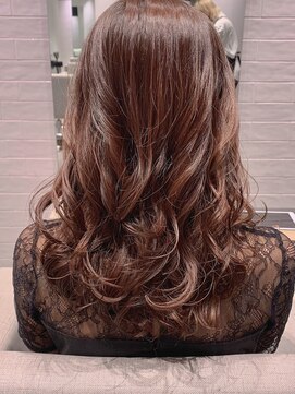 ステアケース 武蔵小杉店(stair:case) ゆるふわコテ巻き風デジタルパーマ　ベージュ系20代30代40代髪型