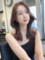 アリュウル 表参道 青山(Allure)&nbsp;前髪なしくびれヘア 艶髪地毛風カラー 顔まわりカット 韓国前髪