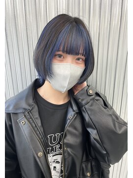 キバ(kva) ▽□□▽ヘルシースタイル×ブルーインナーカラー