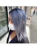 ブルーシルバーグラデーションブリーチカラーインナーカラー
