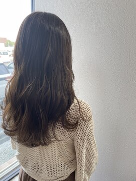 サロンド ベレーザ トータ(salao de beleza tota) ベージュカラー×細めハイライト