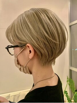 ロエン 西岡崎店(ROEN) #マルミショート/ブリーチカラー/くびれ/ショートスタイル/20代