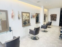 ハートライン(hair bridal Heart Line)の雰囲気（清潔感溢れる白を基調にした落ち着いた大人の雰囲気…♪）