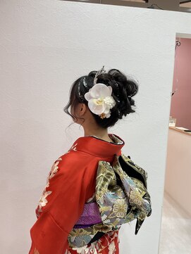 ネオココ(NeocoCO) 振袖アップヘア