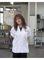 ワンシザース(ONE SCISSORS) 城間 まりな
