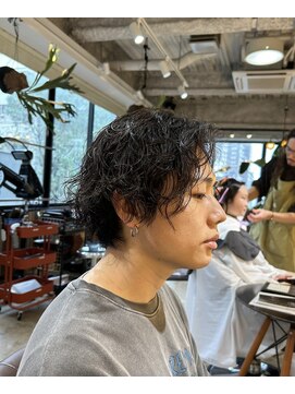 ビハインドザカーテン(BEHIND THE CURTAIN) 【初めての方におすすめ】シャドーパーマ