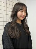 オリーブグレージュ