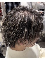 オーシャントーキョー 渋谷(OCEAN TOKYO)&nbsp;波巻きパーマツイストスパイラルハイライトセンターパート