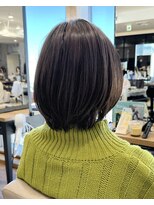 アフロート ルヴア(AFLOAT RUVUA) 「岩田莉奈」地毛風縮毛矯正 ひし形ショートボブ 白髪染め 新宿