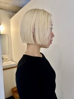 ブランク(BLANK)&nbsp;ミニマルに魅せる、ハイトーンボブ