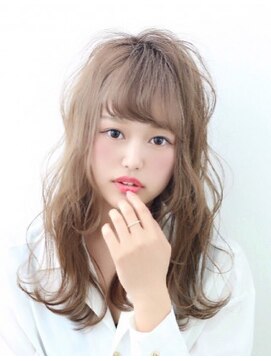 ラヴィエール(LAVIERE by R-EVOLUT) 人気 ロング 外国人風ラフニュアンスロング