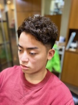 アズ 志村坂上店(A Z) 七三風パーマ