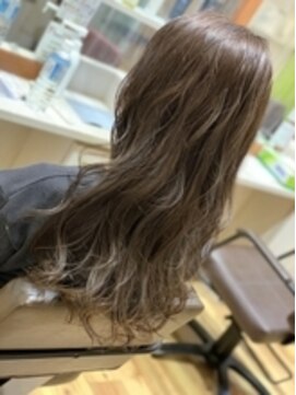 クリック ヘアスタジオ 富士見台店(CLiC Hair Studio) [クリック　大内]シルバーベージュ