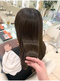フローディアトリートメント オリーブベージュ 艶髪 20代ヘア