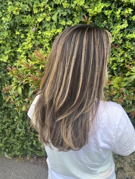 ソイルアヴェダ(Soil AVEDA) ロングレイヤーカット【沼津/沼津駅】