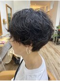 大人ラフウェーブショート