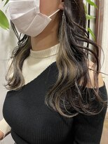 アン(Hair make un)&nbsp;【インナーカラー♪♪】ハニーミルクティーベージュ♪♪