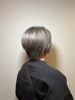 トラッド(TRAD)&nbsp;ショートスタイル×シルバーミルクティーカラー