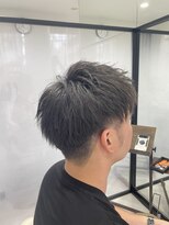 シーズンズ ミナミヒラギシ(SEASONS Minamihiragishi)&nbsp;刈り上げスタイル