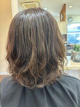 アメイジングヘアー 中沢店(AMAZING HAIR) ハイライト×ライトベージュ/抜け感/レイヤーカット/白髪ぼかし