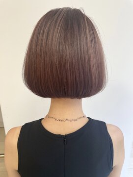 アローラ 三軒茶屋(Allora) 大人女性ボブ　前髪なし　タッセルボブ　耳掛けボブ