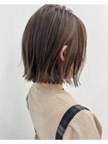 ヨロ(YoLo.)&nbsp;大人ショート　切りっぱなしボブ