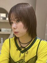 ヒビヲ(HIBIO) 横浜ダブルカラーミルクティーベージュピンクベージュ外ハネ30代