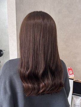 ランプシー(Lampsi) 【艶が出にくい髪も】オイルカラーで自然な光沢とまとまり。