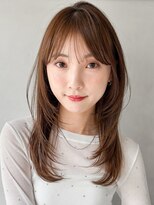 キリ 表参道(kyli)&nbsp;愛されくびれヘアレイヤーカット艶感サイドバング斜めバング