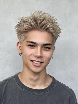 ラヴィット 横浜店(LUVIT) 刈り上げハイトーンボックスショート