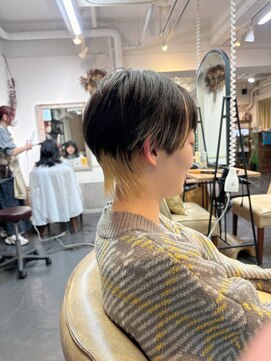 ポタム 東中野(potamu) ショートウルフにインナーカラー