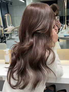 ロンドメリア 天神大名店(Lond Melia) 小顔に見せるミディアムヘア/韓国ヘア/ダブルカラー